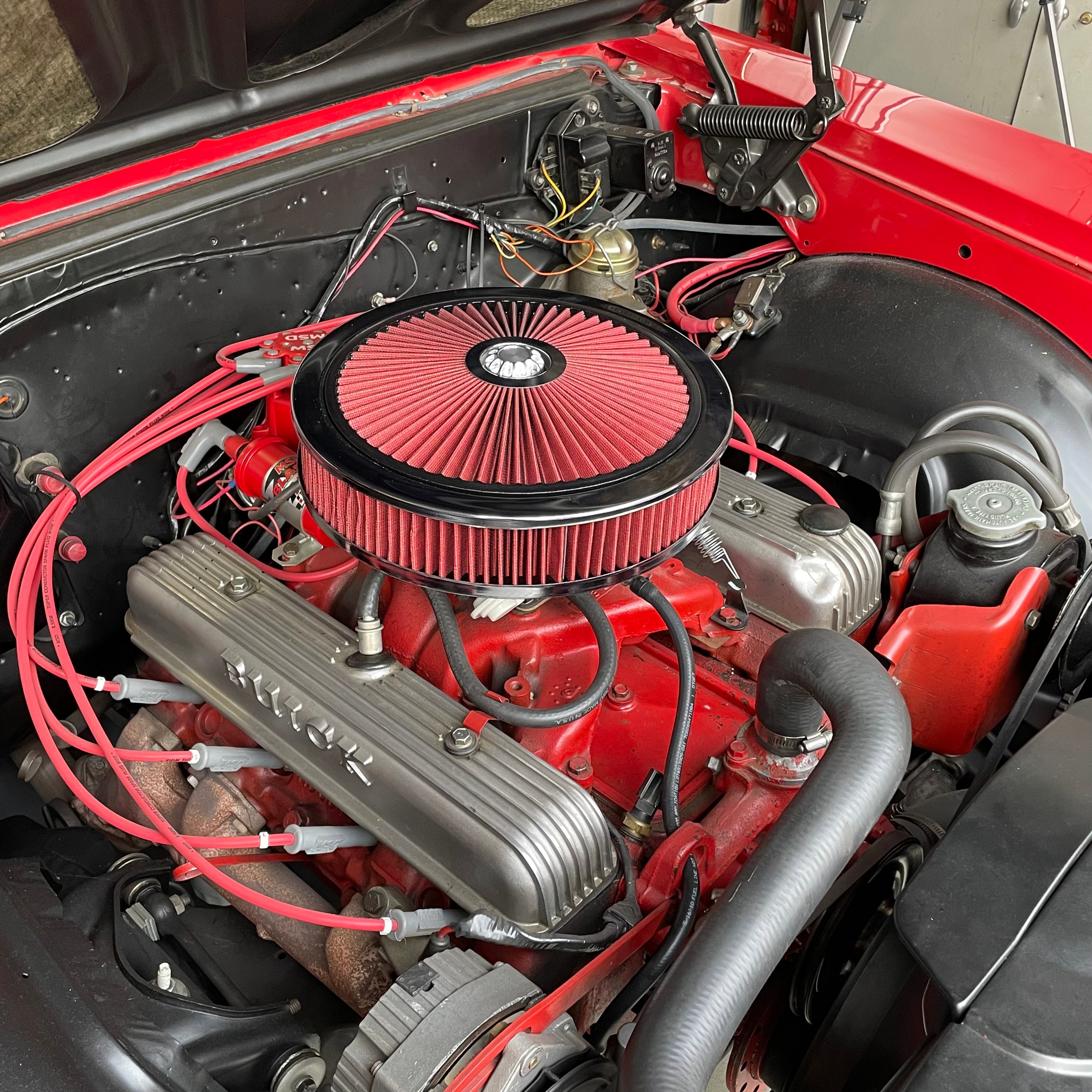 14 inch chrome air cleaner kit installed on carburetor showing universal fitment