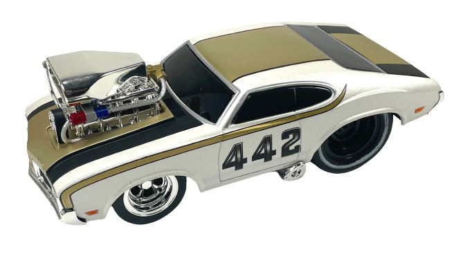 Muscle Machines 1970 Olds 442 Drag Car w Display Case Maisto Item 35236 1:24